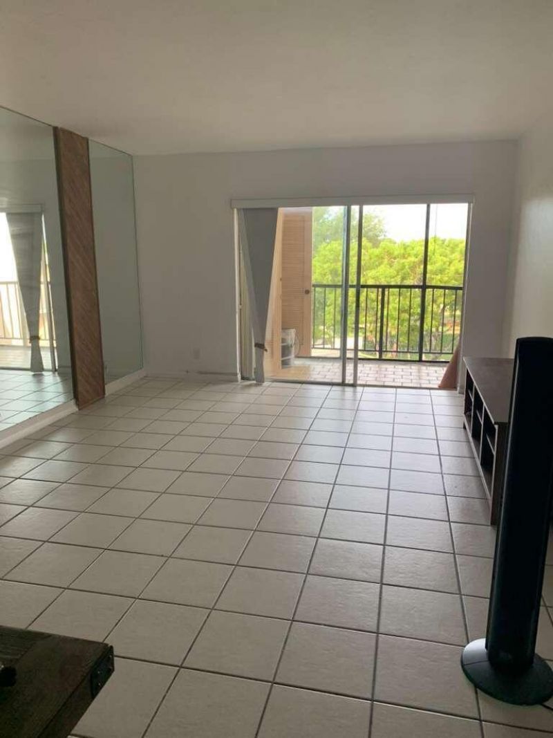 13707 Kendale Lakes Circle, Unit Ph13, Miami, FL 33183 Photo