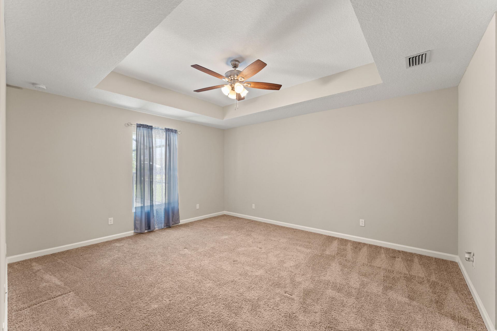 5847 NW Gillespie Avenue, Port Saint Lucie, FL 34986 Photo