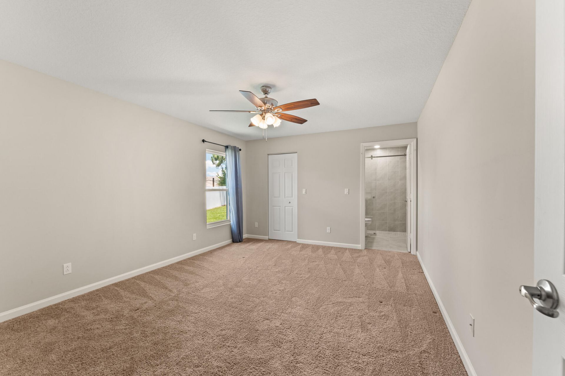 5847 NW Gillespie Avenue, Port Saint Lucie, FL 34986 Photo