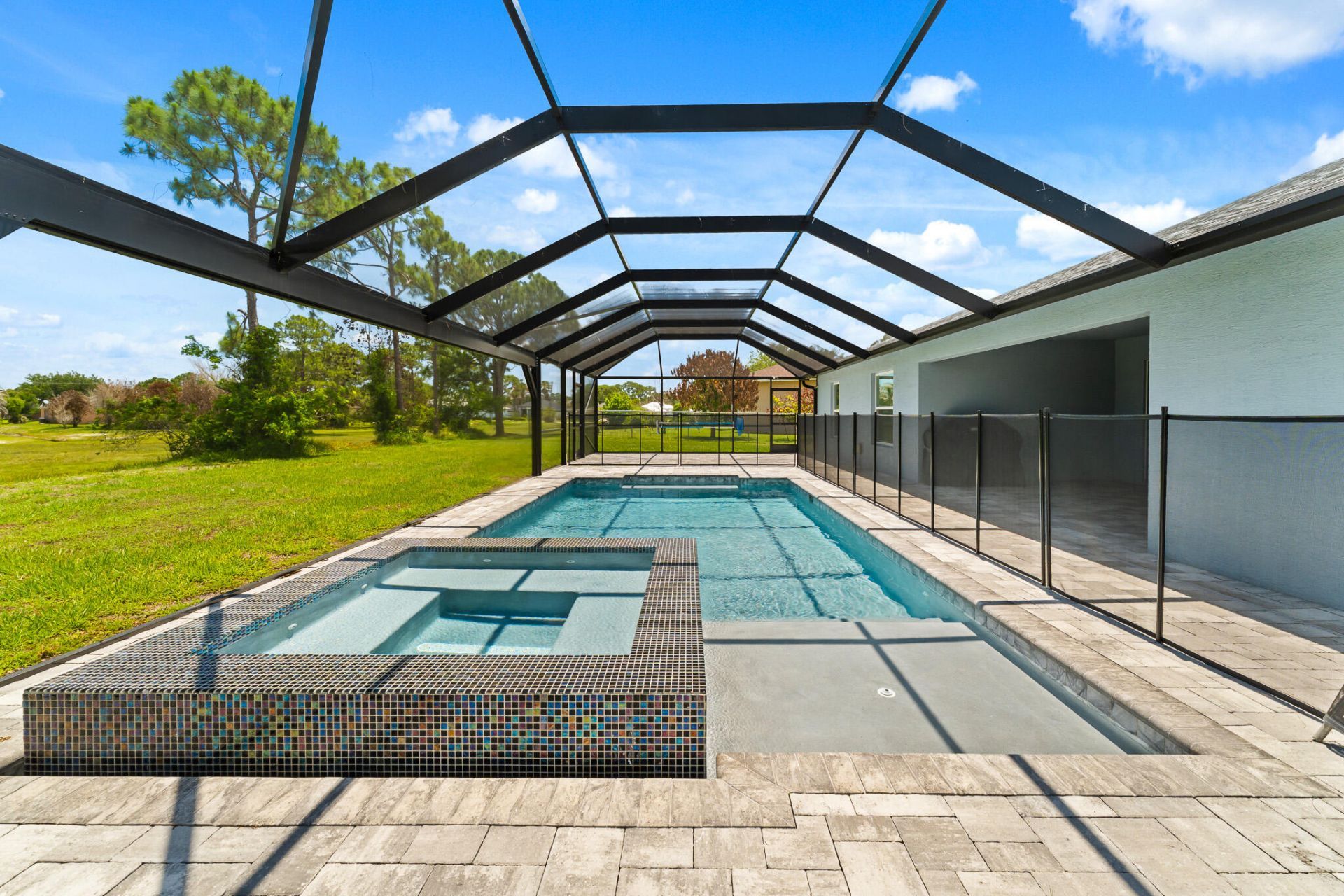 5847 NW Gillespie Avenue, Port Saint Lucie, FL 34986 Photo
