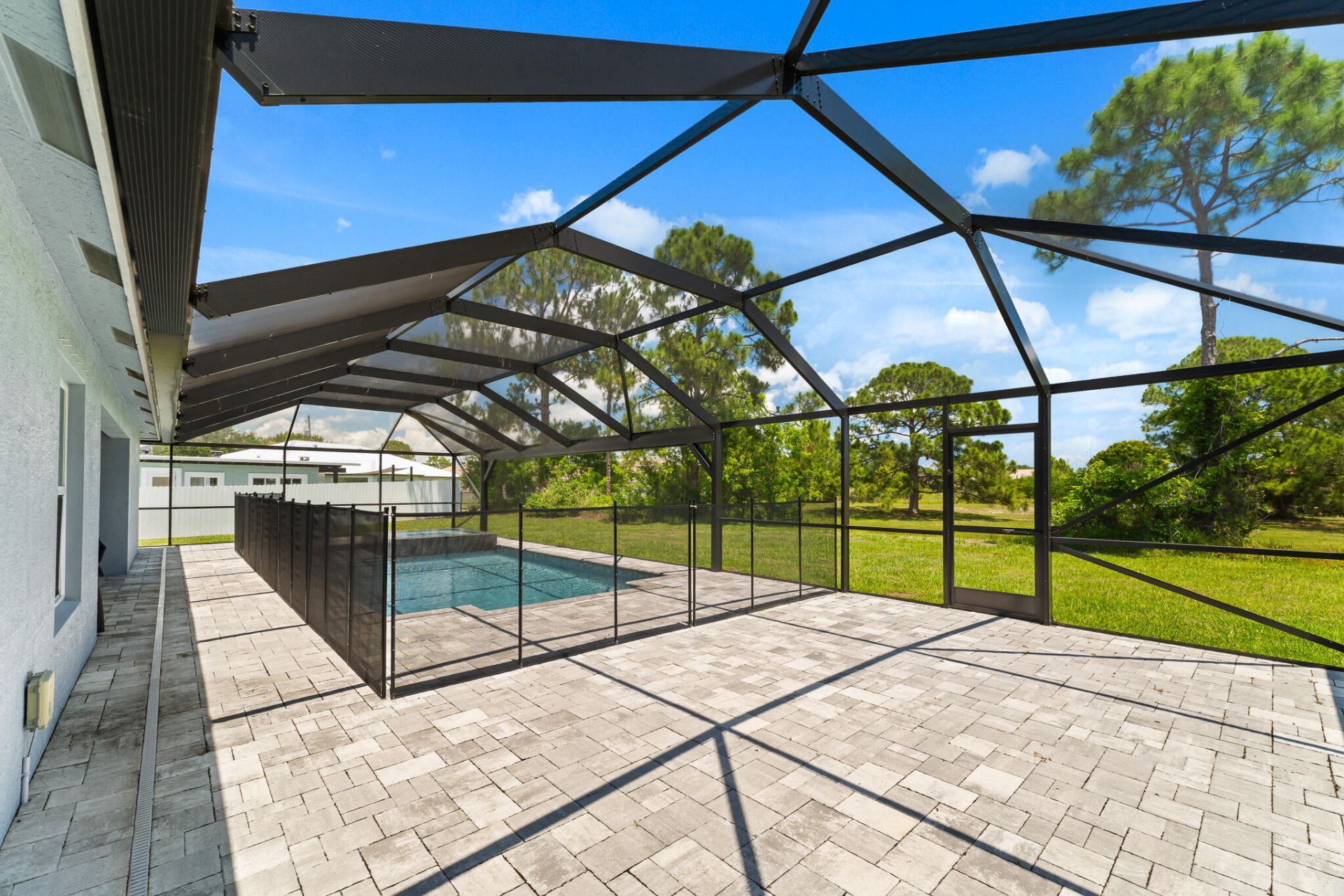 5847 NW Gillespie Avenue, Port Saint Lucie, FL 34986 Photo