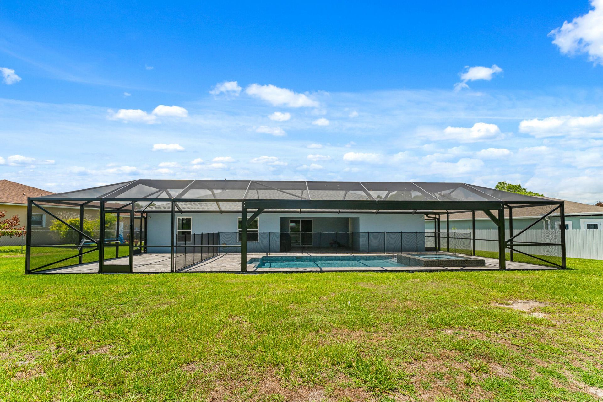 5847 NW Gillespie Avenue, Port Saint Lucie, FL 34986 Photo