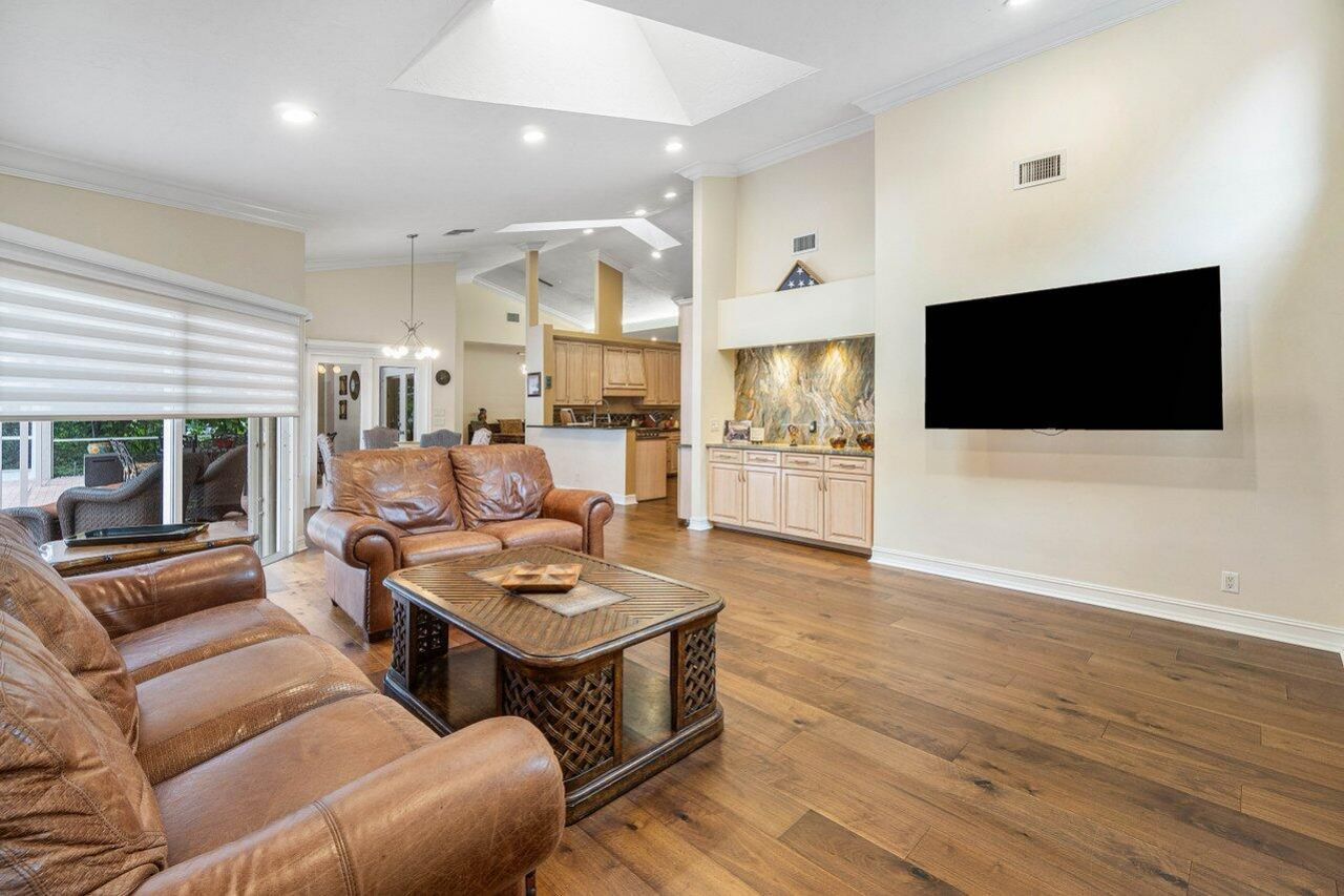 45 Dunbar Road, Palm Beach Gardens, FL 33418 Photo