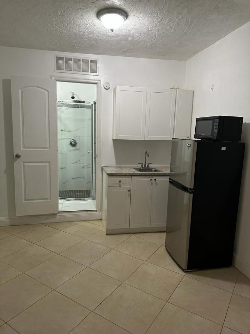 6861 Park Street, Hollywood, FL 33024 Photo