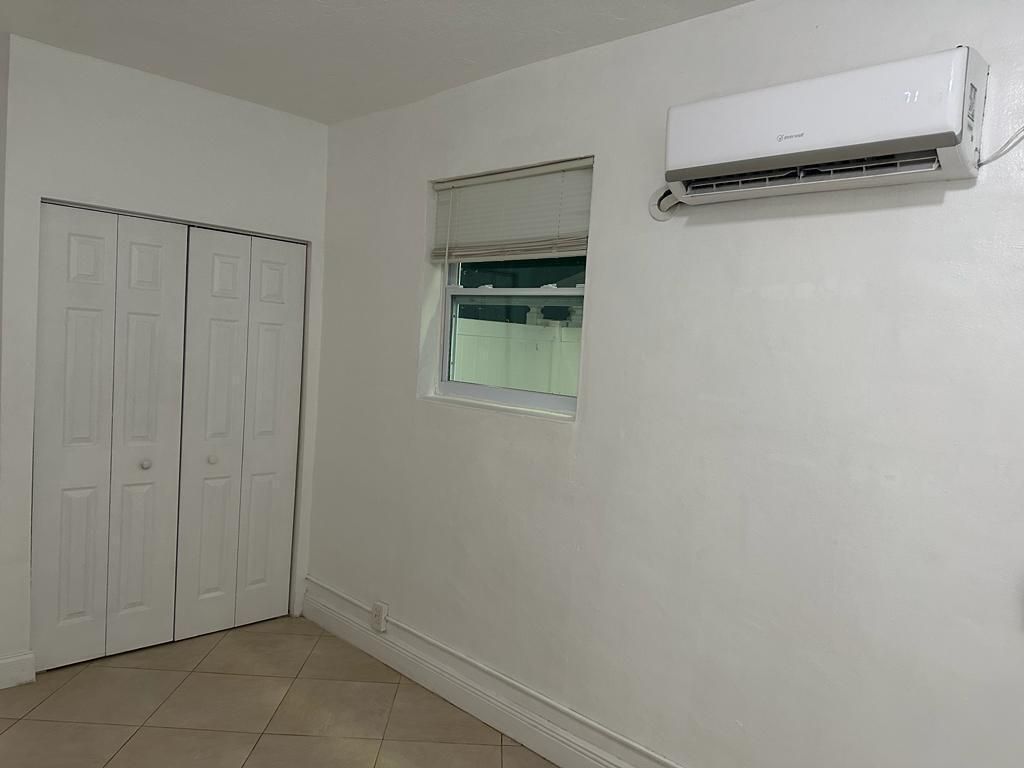6861 Park Street, Hollywood, FL 33024 Photo