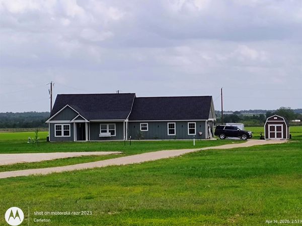 2001 Sunflower ROW, Coupland, TX 78615