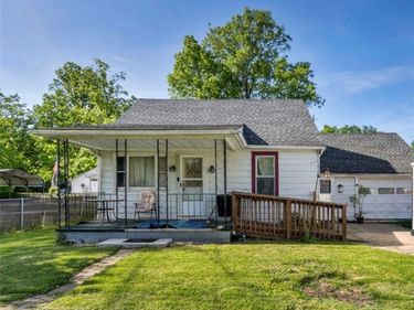 40622 Carlisle Avenue, Elyria, OH 44035