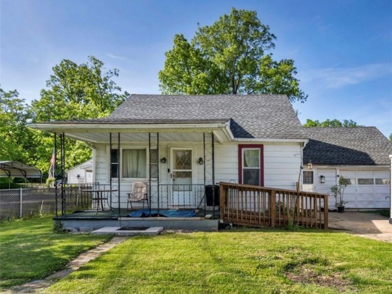 40622 Carlisle Avenue, Elyria, OH 44035 Photo 1