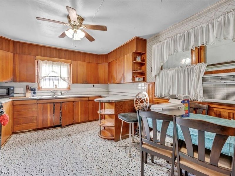 40622 Carlisle Avenue, Elyria, OH 44035 Photo 4