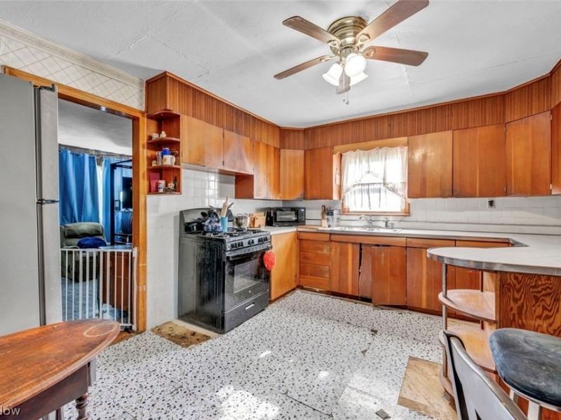 40622 Carlisle Avenue, Elyria, OH 44035 Photo 5