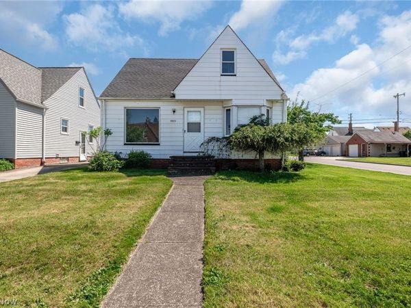 5915 Gerald Avenue , Parma, OH 44129