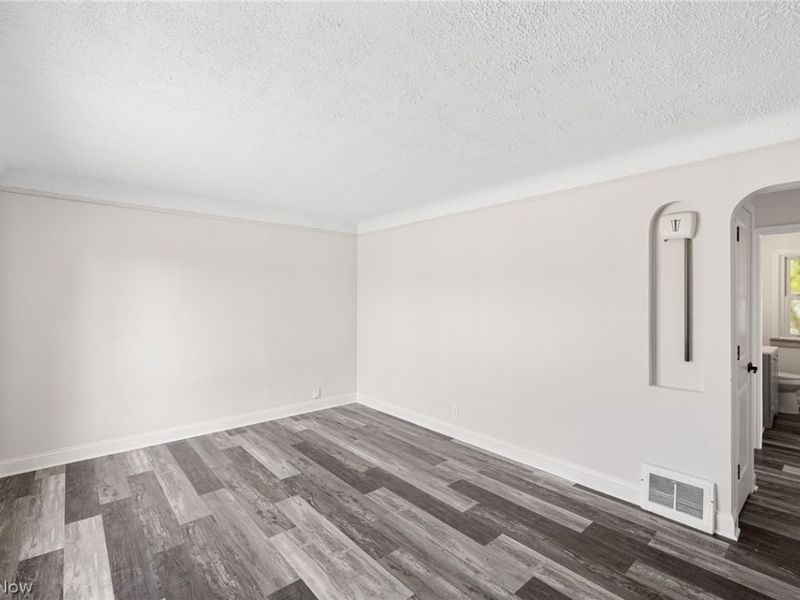 5915 Gerald Avenue, Parma, OH 44129 Photo 8