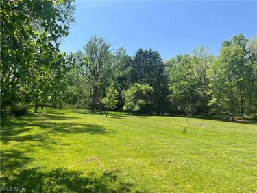 High Mill Avenue NW, Clinton, OH 44216