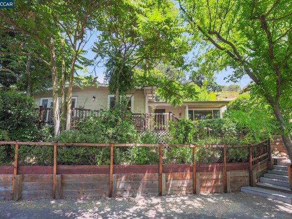 205 Summit Rd, Walnut Creek, CA 94598