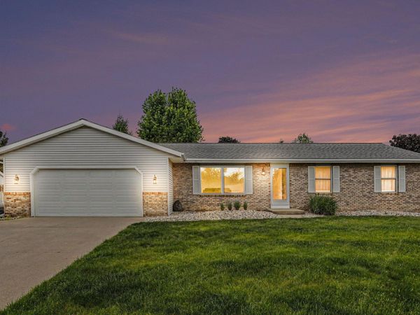 6621 Enola Avenue, Kalamazoo, MI 49048