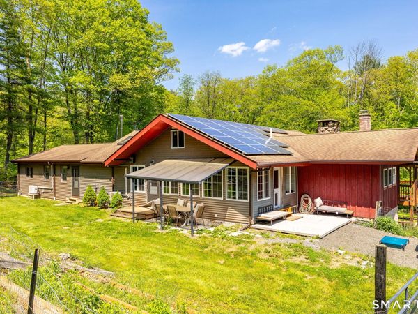 250 Center Hill , Barkhamsted, CT 06063