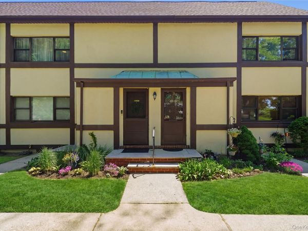 286 Cherry Valley Avenue , Unit A2, Garden City, NY 11530