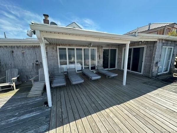71 Bayview Walk , Cherry Grove, NY 11782