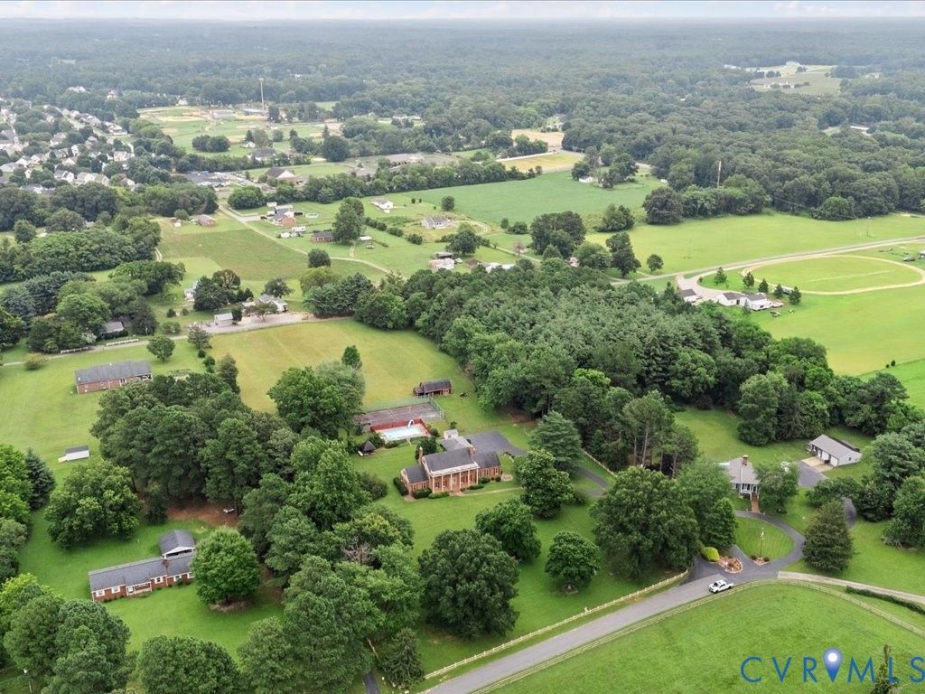 7350 Lexington Drive  Mechanicsville, VA 23111