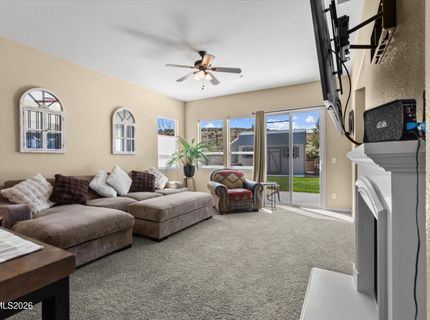 8450 Opal Station Drive, Reno, NV 89506 Photo