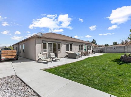 8450 Opal Station Drive, Reno, NV 89506 Photo