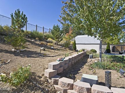 8450 Opal Station Drive, Reno, NV 89506 Photo