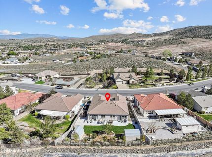 8450 Opal Station Drive, Reno, NV 89506 Photo