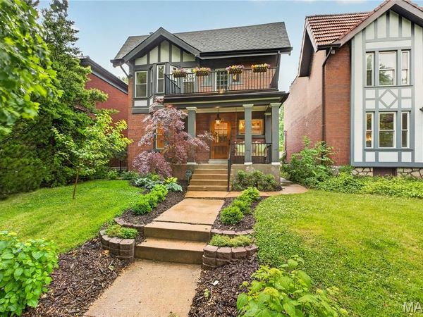6122 McPherson Avenue , St Louis, MO 63112