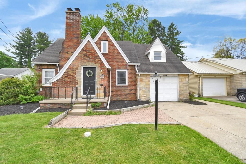 955 Maumee Avenue, Mansfield, OH 44906 Main Photo