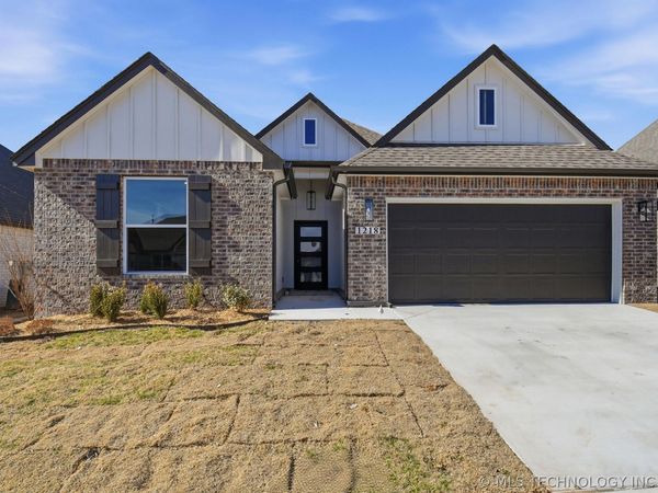 1218 N Elder Avenue , Broken Arrow, OK 74012