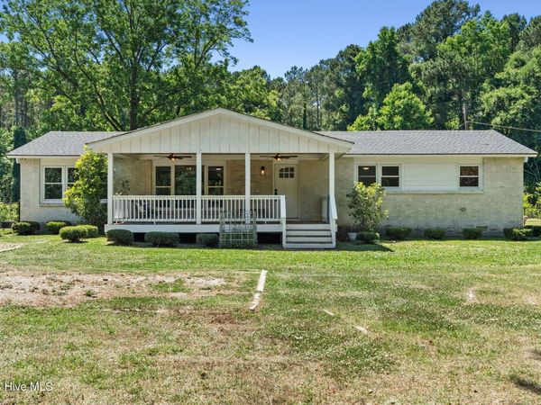 13290 New Britton Highway E, Nakina, NC 28455