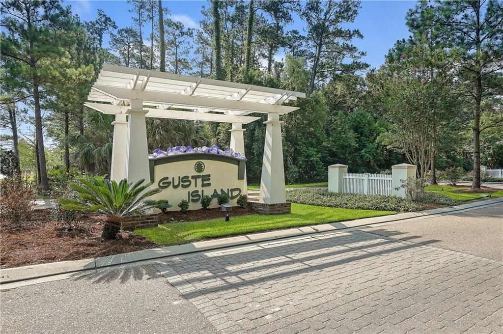 1157 FOX SPARROW Loop, Madisonville, LA 70447