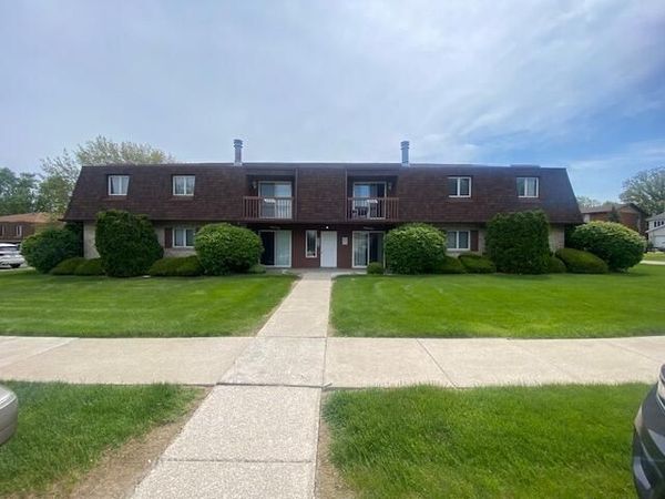 2539 Harvest Drive , Crown Point, IN 46307