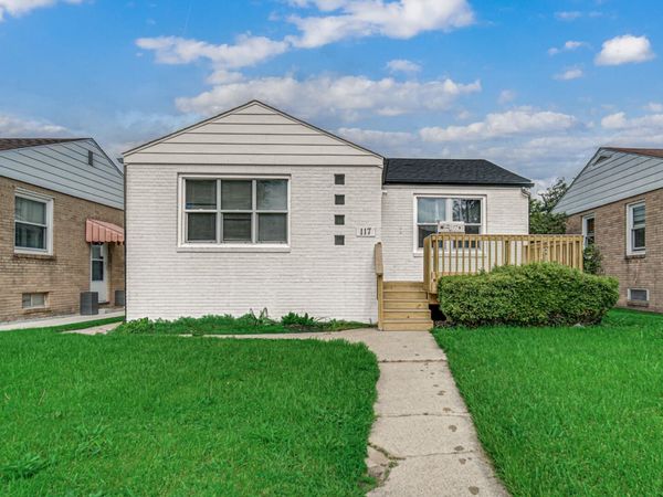 117 N Wisconsin Street , Hobart, IN 46342