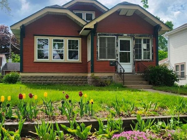 4415 Queen Avenue N, Minneapolis, MN 55412