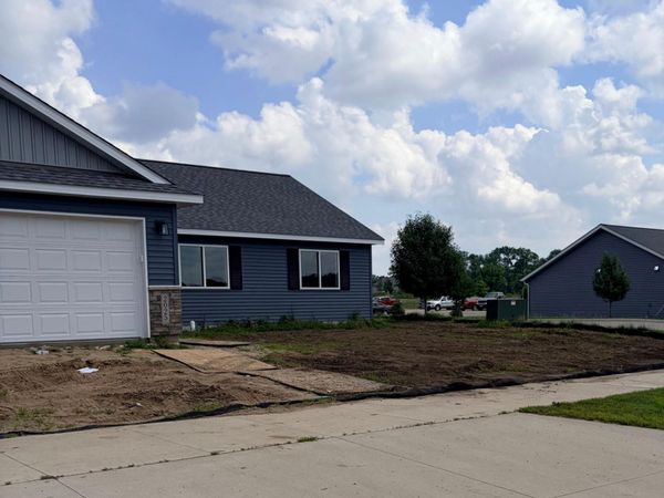 2025 Clark Street, Saint Peter, MN 56082