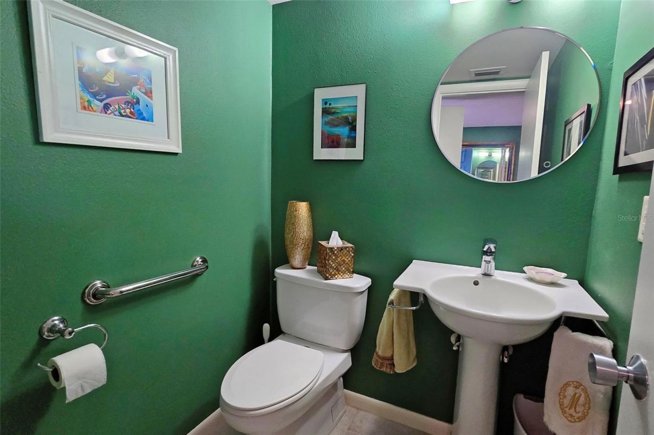 1335 Landings Drive, Unit 9, Sarasota, FL 34231 Photo