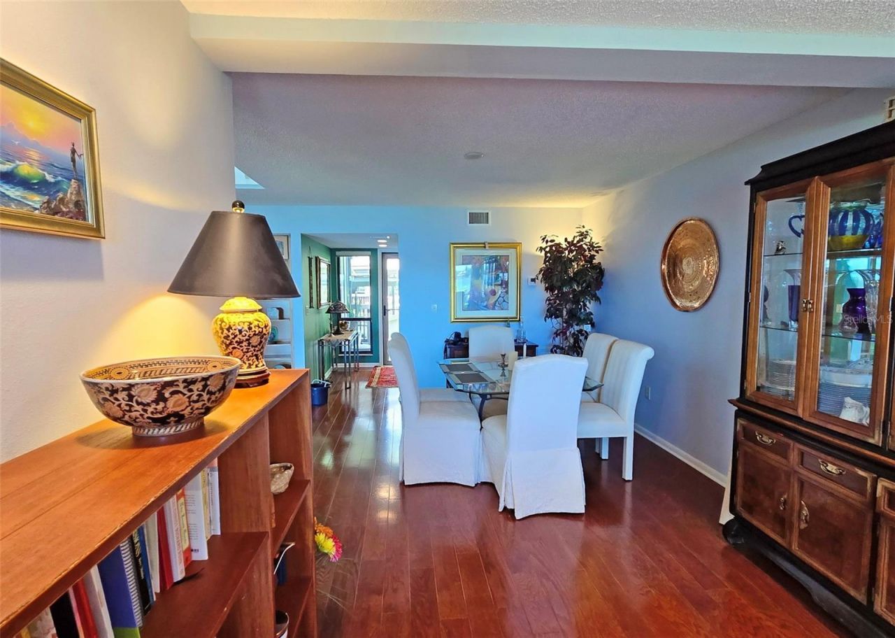 1335 Landings Drive, Unit 9, Sarasota, FL 34231 Photo