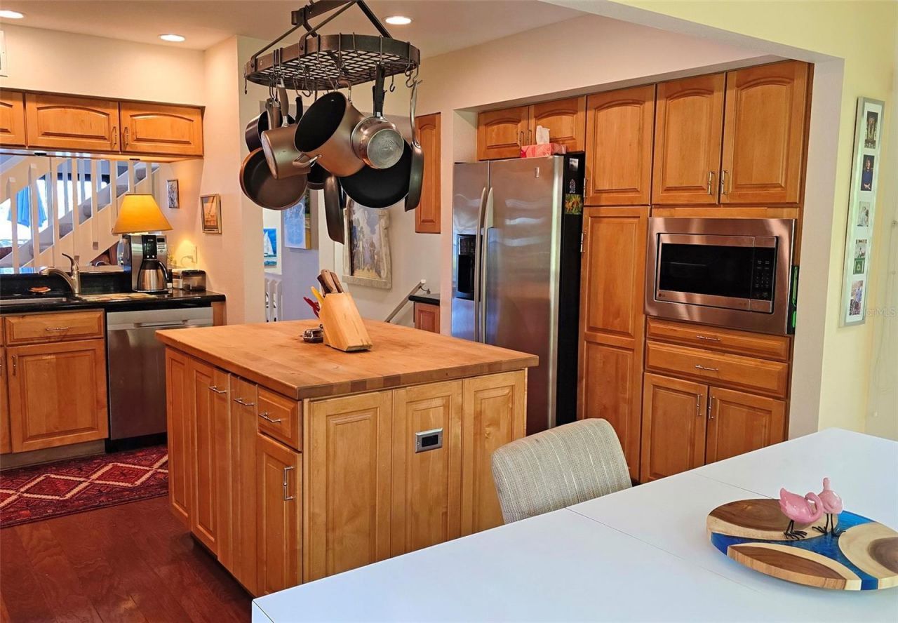 1335 Landings Drive, Unit 9, Sarasota, FL 34231 Photo