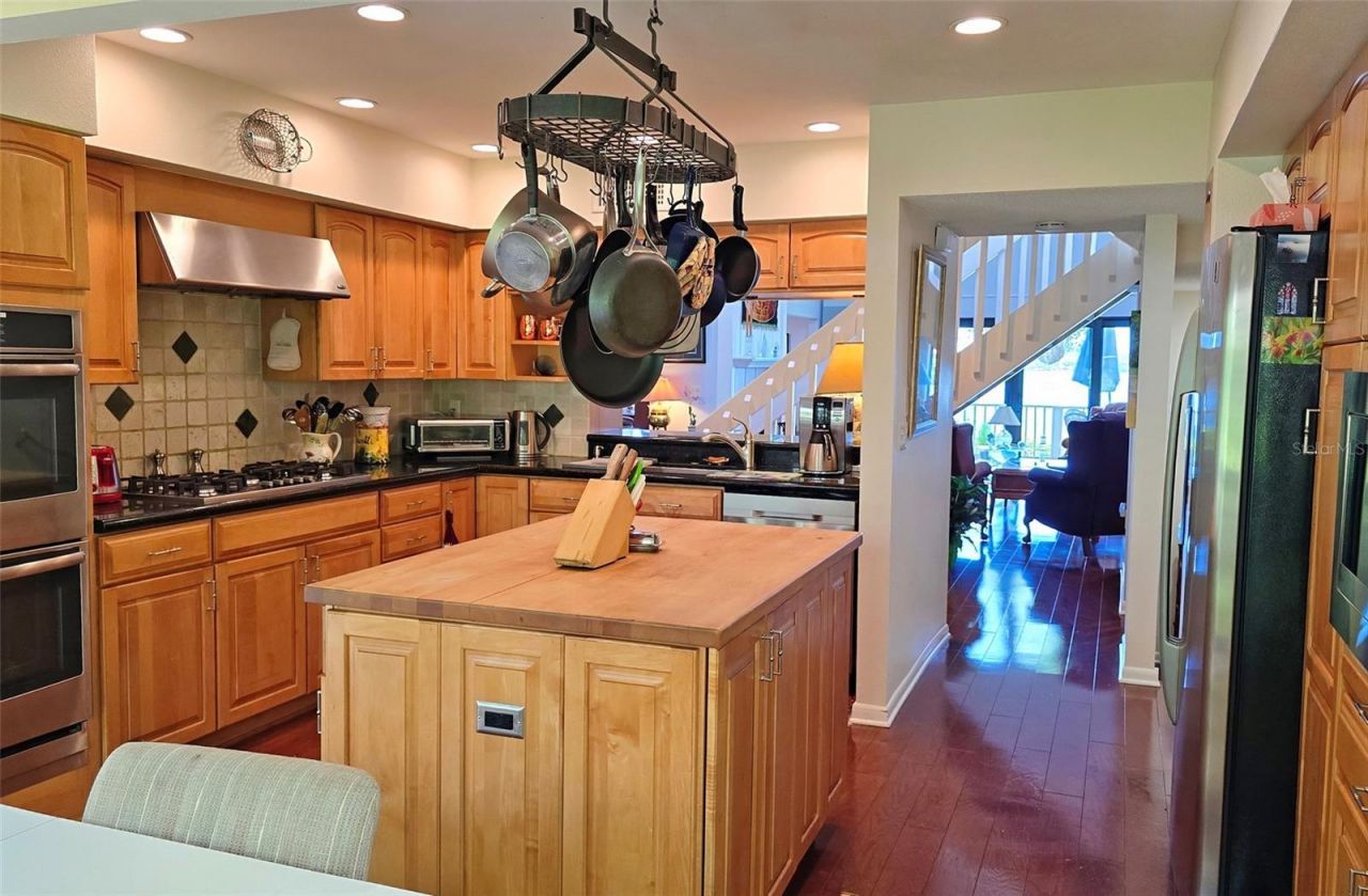 1335 Landings Drive, Unit 9, Sarasota, FL 34231 Photo