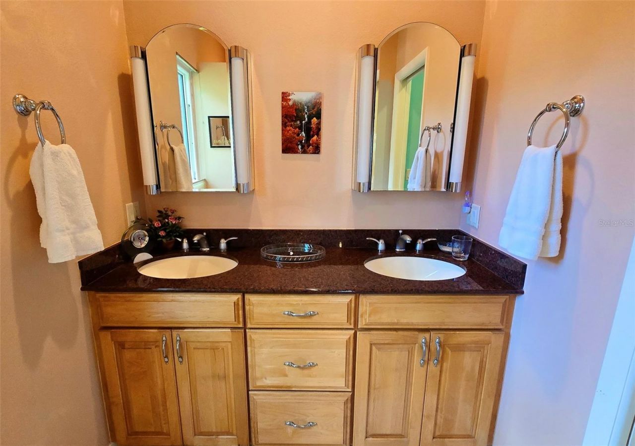 1335 Landings Drive, Unit 9, Sarasota, FL 34231 Photo