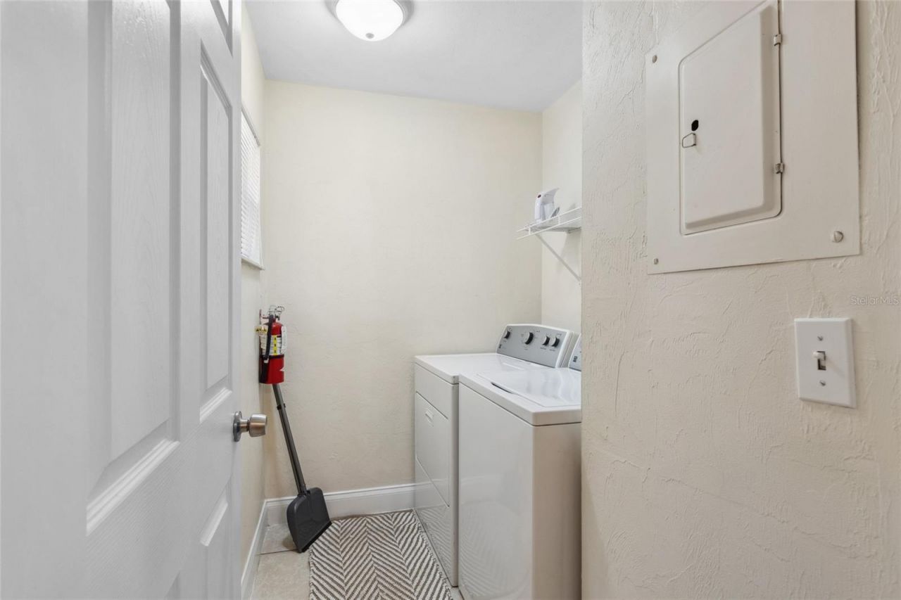 2635 SW 35th Place , Unit 1704, Gainesville, FL 32608 Photo