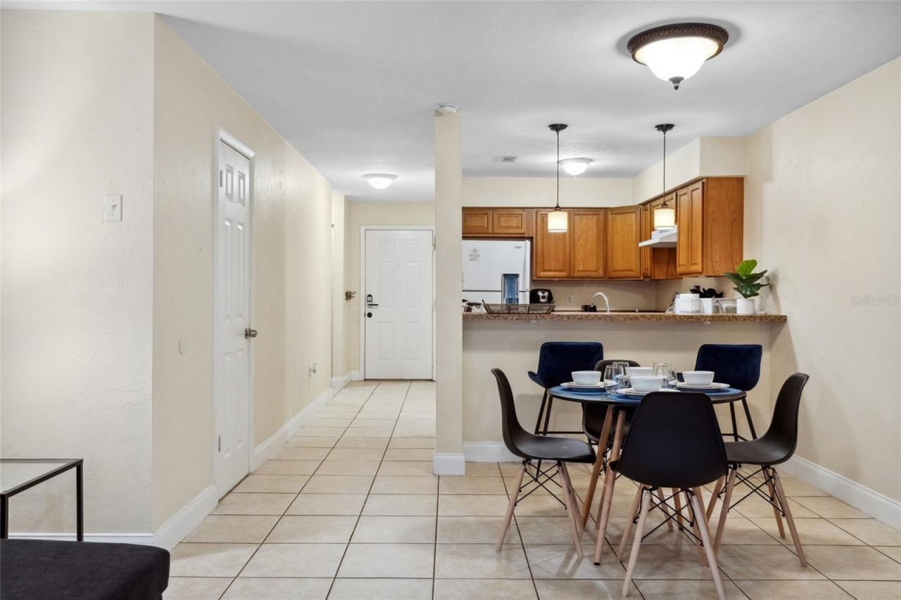 2635 SW 35th Place , Unit 1704, Gainesville, FL 32608 Photo