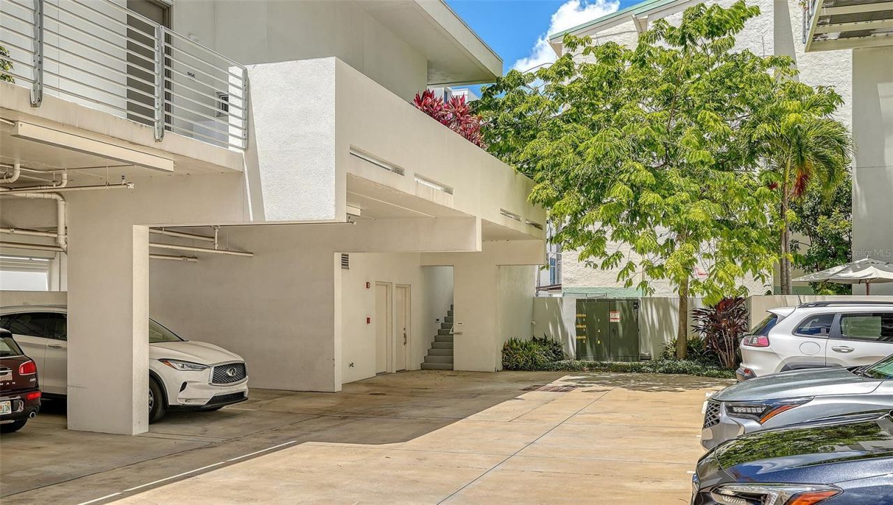 1350 5th Street, Unit 106, Sarasota, FL 34236 Photo