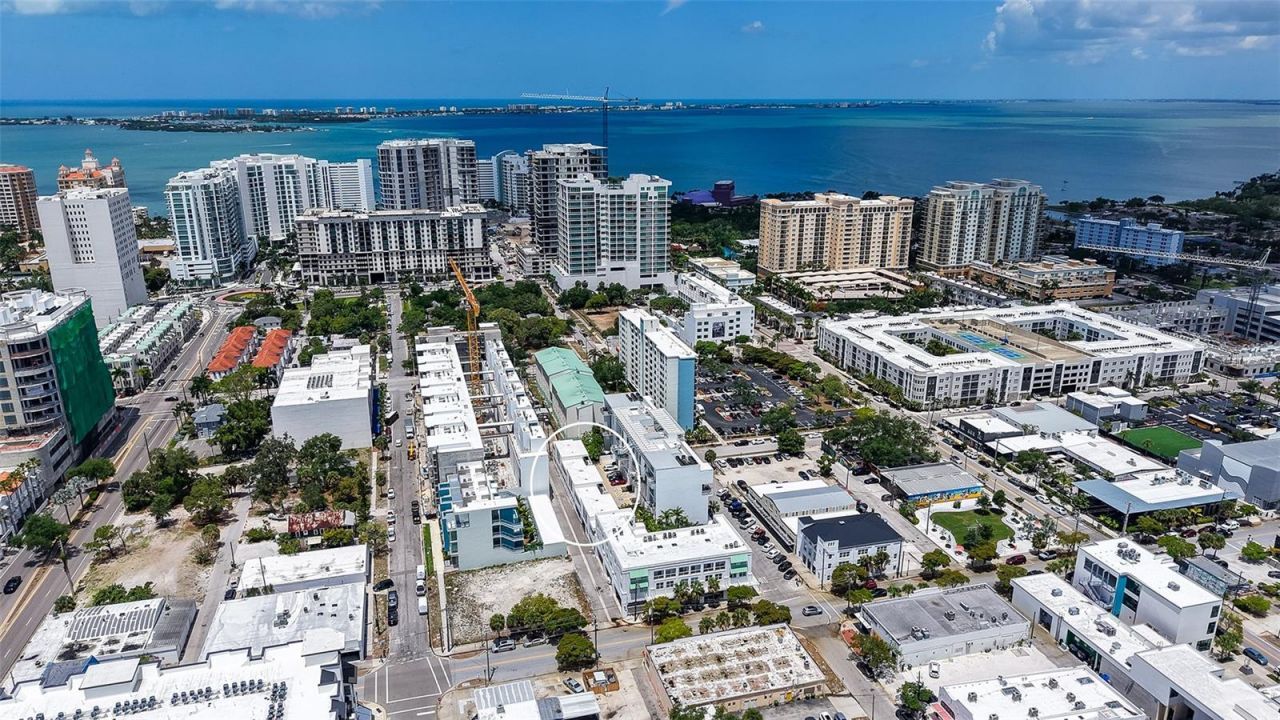 1350 5th Street, Unit 106, Sarasota, FL 34236 Photo
