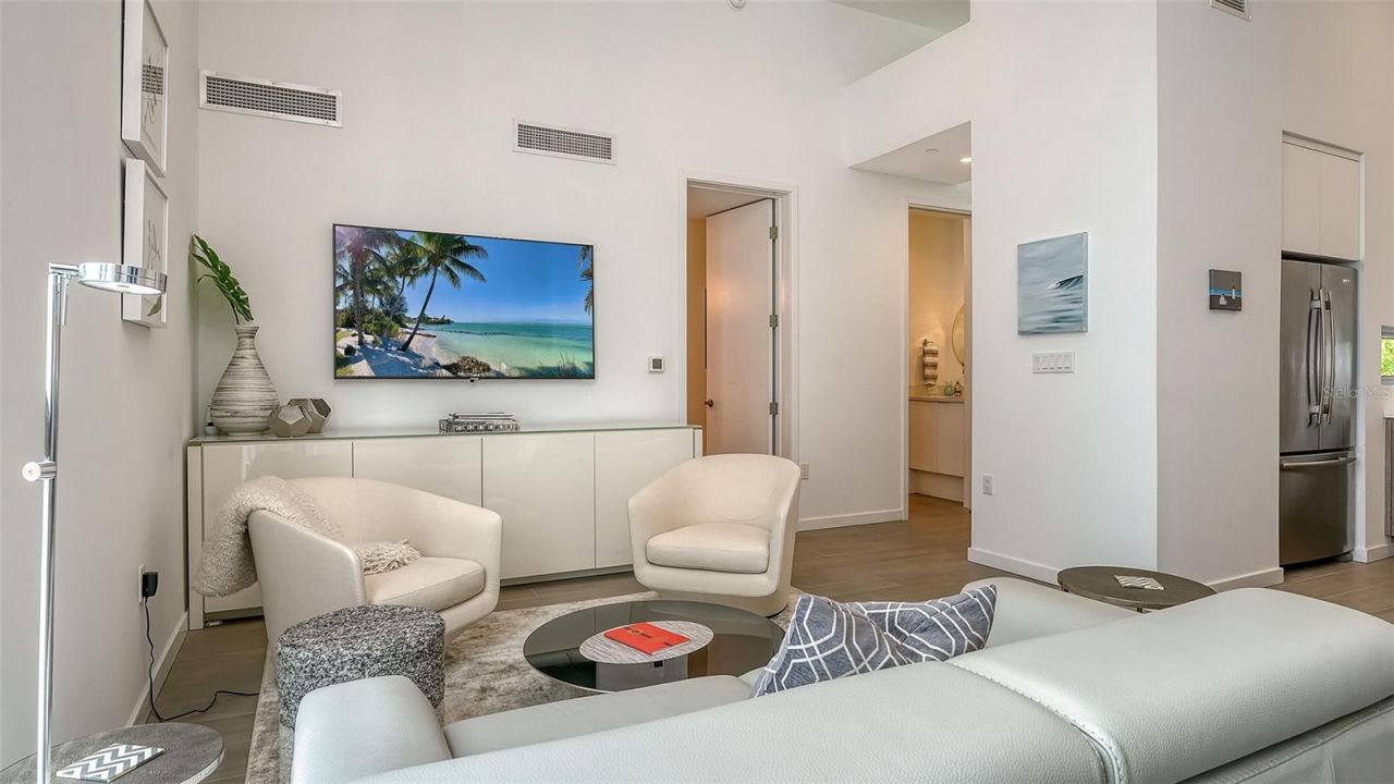 1350 5th Street, Unit 106, Sarasota, FL 34236 Photo
