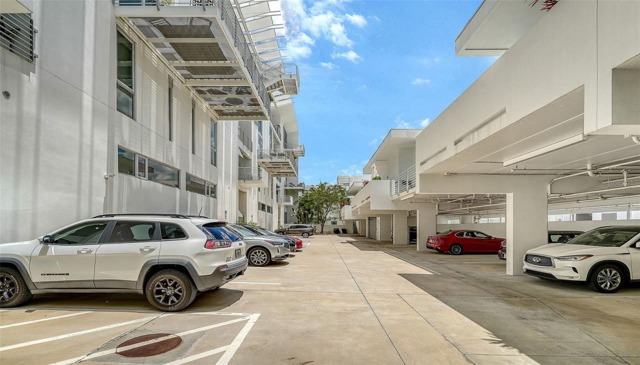 1350 5th Street, Unit 106, Sarasota, FL 34236 Photo
