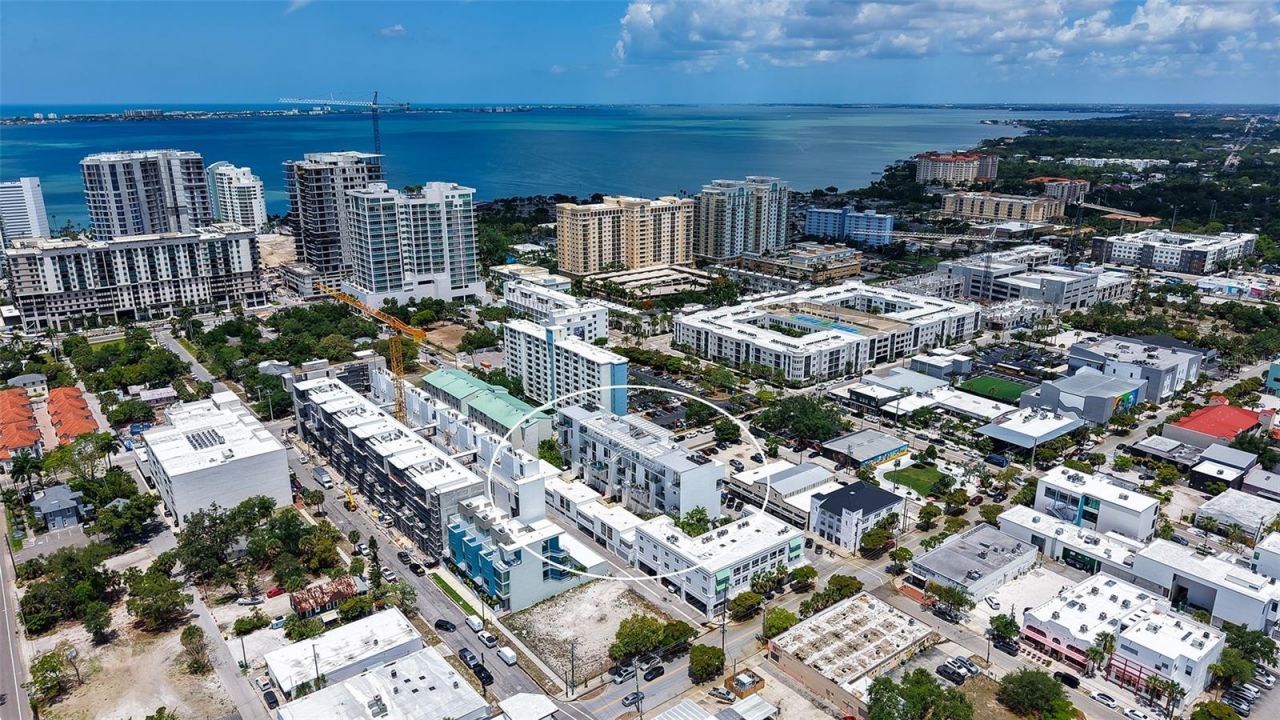 1350 5th Street, Unit 106, Sarasota, FL 34236 Photo