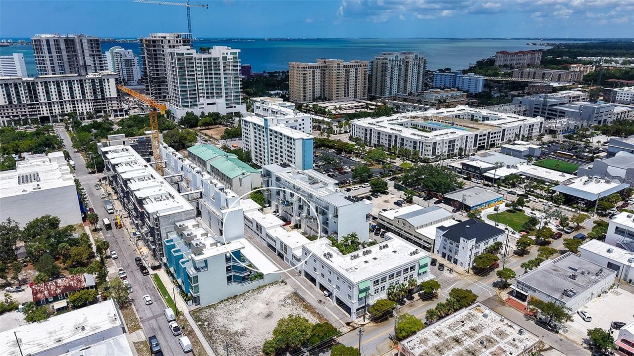 1350 5th Street, Unit 106, Sarasota, FL 34236 Photo
