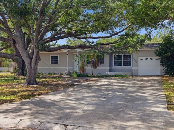 4558 25TH AVENUE N, ST PETERSBURG, FL 33713